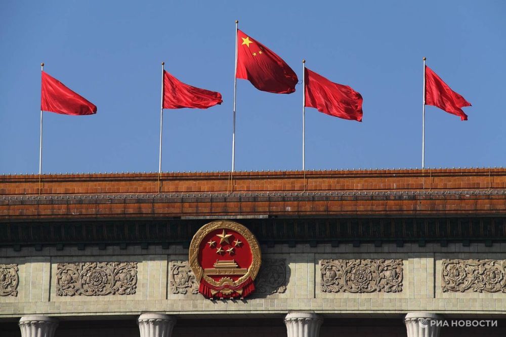 Китай призвал Киев не делать безответственных заявлений о "солдатах КНР"