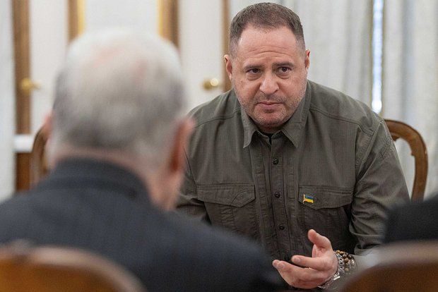 Глава офиса Зеленского Ермак прибыл в Париж на встречу с коалицией желающих