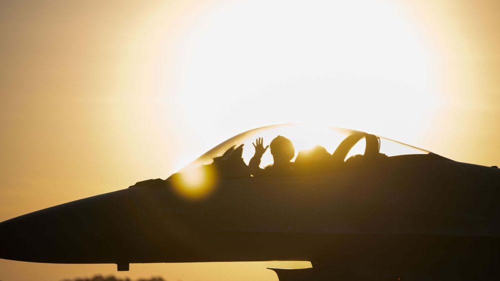 "������� �����" ��� �� �������: ������� � ���, ��� ������ "������ ������������" � F-16 � ������� �������