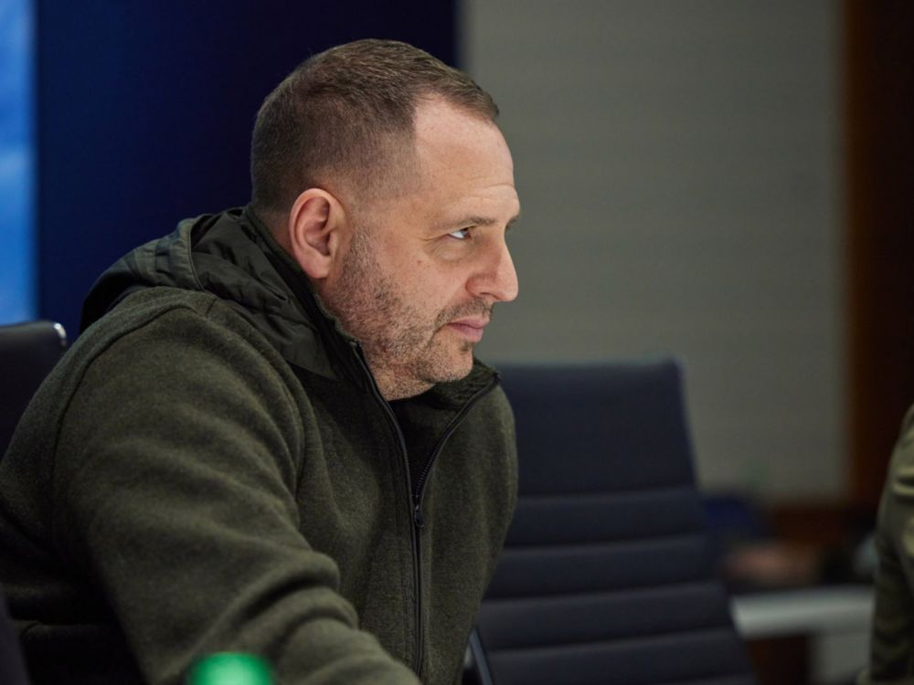 Ермак собрался покорять Лондон в составе украинской делегации