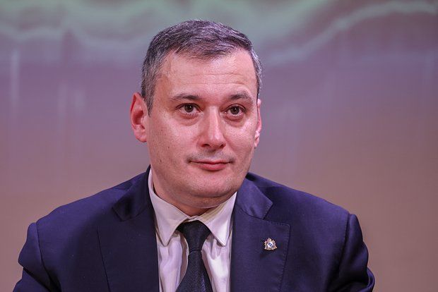 ��������: �������� ���������� ����� �������� ������ � ������������ �����