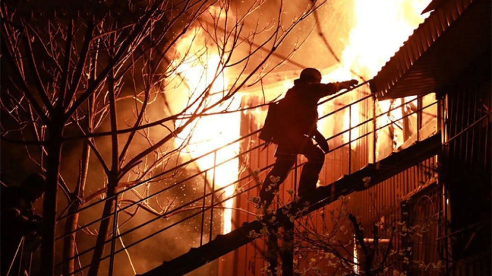 "� ������ ��� �� ������, ������� ���� �����": ���� �� ������ ������ �������. "������" � ��� �� �����, � ��������