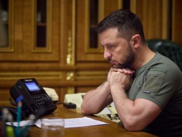 Украине грозит дефолт: как Зеленский подвел страну к кризису