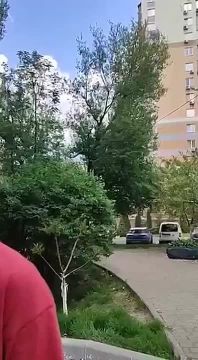 "Типичная Украина"! Укронежить пытается вытащить из русского ребенка контакты родителей, чтобы натравить на них полицию, СБУ и ТЦК