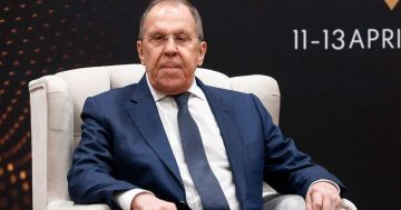 Лавров: РФ выдвигает и рассматривает предложения по урегулированию Украине