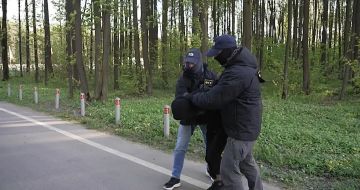 Задержан агент украинских спецслужб Игнат Кузин, заминировавший машину генерал-лейтенанта Ярослава Москалика, сообщает ЦОС ФСБ России