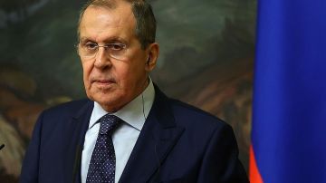Лавров: Россия не обсуждает детали переговоров публично, в отличие от Зеленского