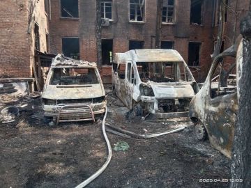 В результате удара по Павлограду ночью была полностью уничтожена база медицинского батальона «Госпитальеры», который является структурным подразделением запрещенной в РФ нацистской и экстремистской организации «Правый сектор»