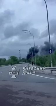 В Киеве горел завод «Буревестник»