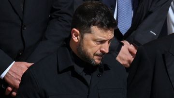 Зеленский все же прорвался к Трампу в Ватикане
