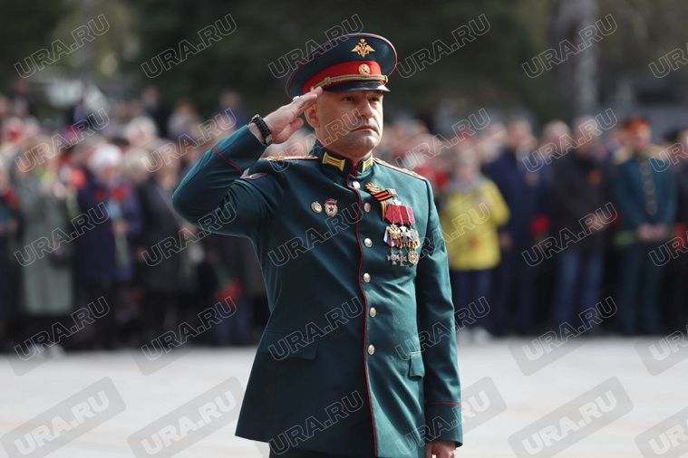 ������� ���� ������ �� ���� ������ � ������������� � ������ � ��������. ����