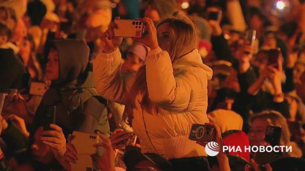 ����� ����������: �� ����� ���� �������� 80-����� ������� ������, �� ������� ��������� � ����� ��������� ���������, ������������ ����� ������� ���� ������� �����������, � ������ 9 ���: