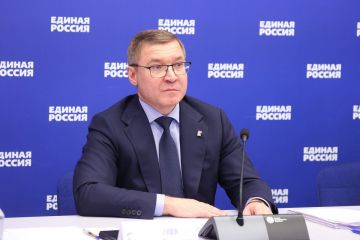 Владимир Якушев: Мирная инициатива Владимира Путина высказана своевременно и её посыл прост - Россия не ищет «временного мира» и готова работать над железными гарантиями, чего ждёт и от других участников процесса