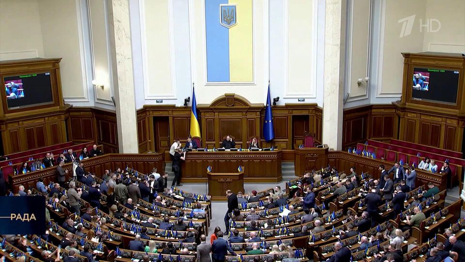 Уникальный случай в новейшей истории: Украина добровольно стала американской колонией