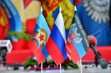 Владимир Константинов: В эти дни наши братья из Донецкой и Луганской народных республик отмечают большой праздник: 11 лет назад на всенародных референдумах они высказались за свободу, независимость, справедливость