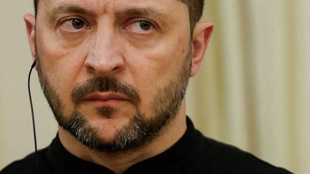 Сенатор Джабаров заявил, что Владимир Зеленский не обладает никаким статусом