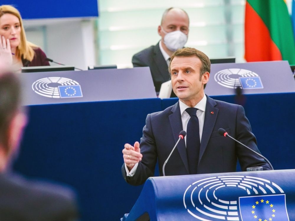 Макрон заявил, что у Европы нет прав для конфискации активов РФ