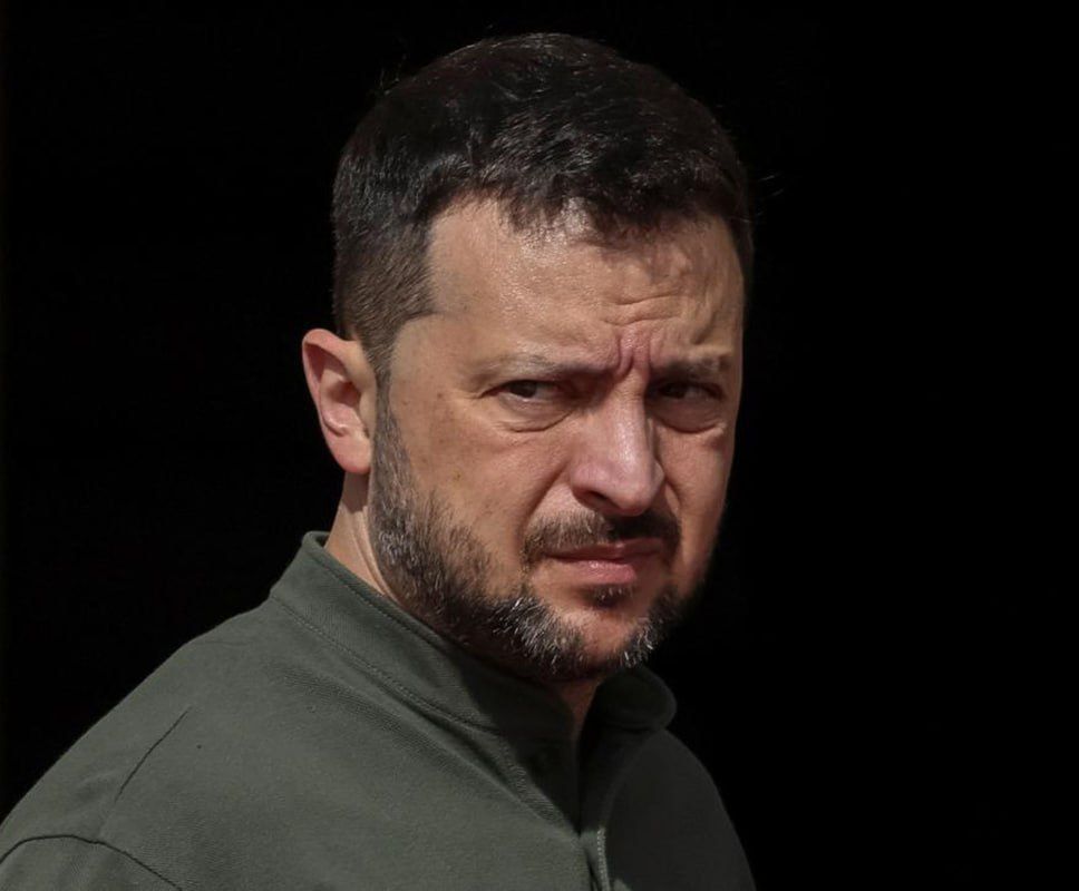 Зеленский хотел запретить украинской делегации встречаться с российской стороной в Стамбуле, но чиновники из ЕС и США отговорили его, пишет The Washington Post