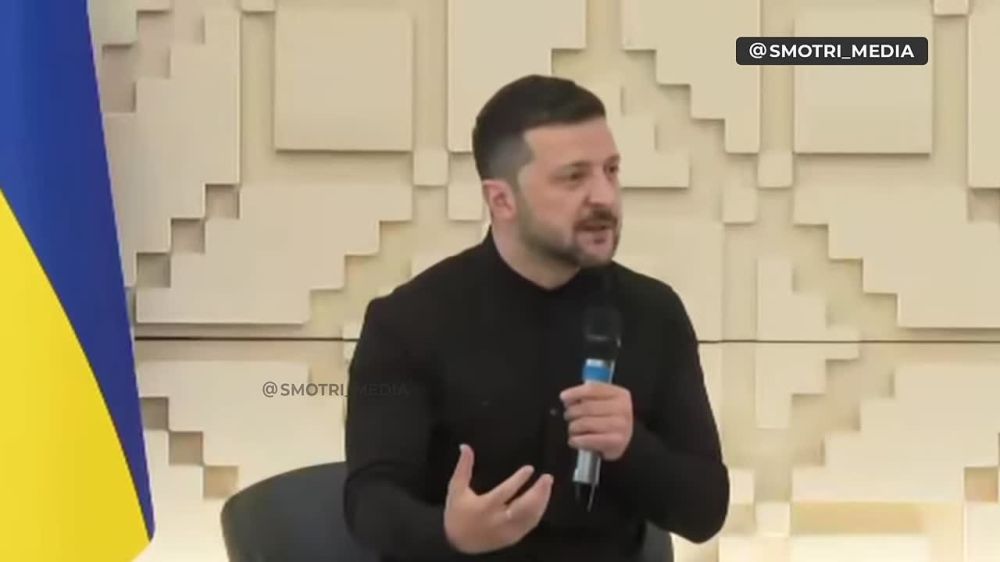 Зеленский попросит больше санкций против России и не признает российские территории