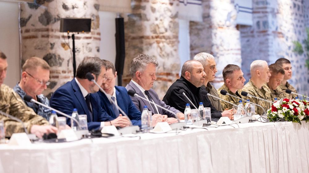 AFP: делегация Украины покинет Стамбул 16 мая