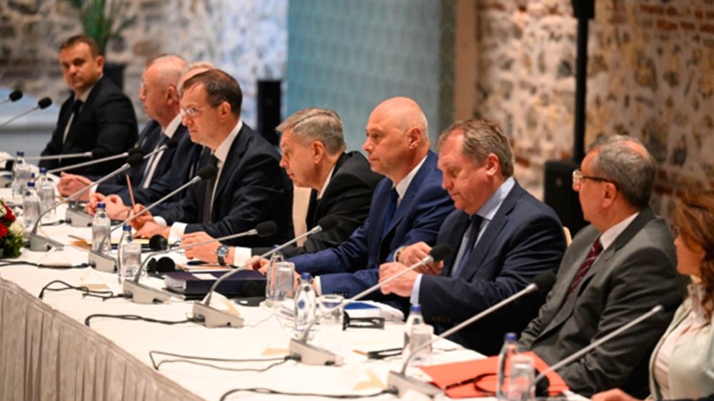 Times: переговоры РФ и Украины в Стамбуле прошли «лучше, чем ожидалось»