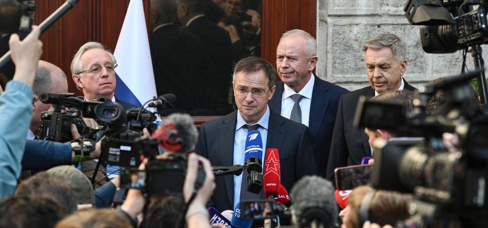 Переговоры РФ и Украины являются «шагом к чему-то большему» – ван ден Энде