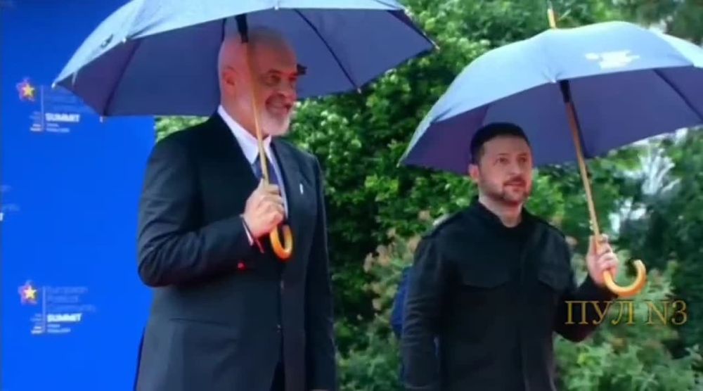 Приехал искать Путина требовать санкций к России в Албании: Зеленский прибыл на саммит Европейского политического сообщества в Тиране