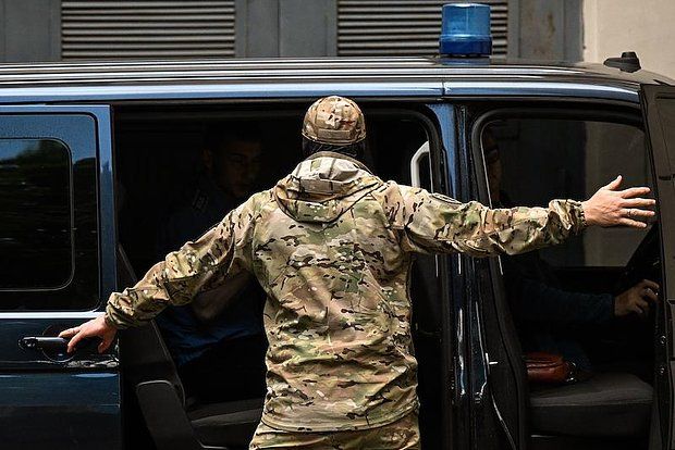 ФСБ: В Туапсе задержали мужчину за финансирование ВСУ через криптовалюту