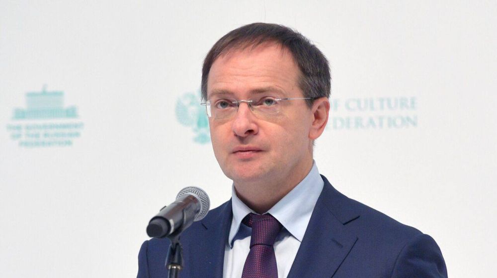 Хрущев передал Крым Украине, чтобы получить голоса украинских начальников в ЦК КПСС