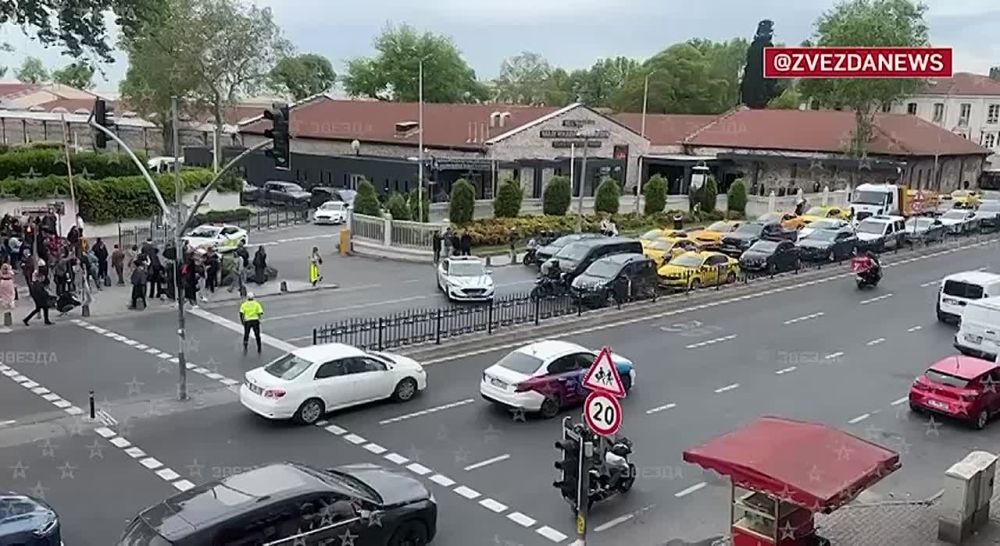 Трехсторонние переговоры Турции, США и Украины завершились в Стамбуле, они шли больше часа