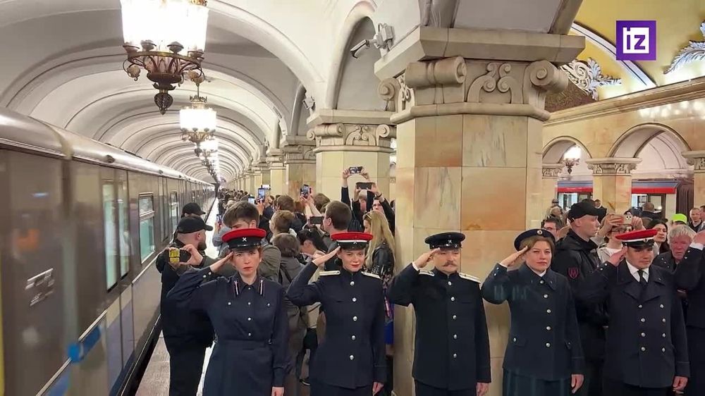 Ирина Куксенкова: Наши школьники победили в международной олимпиаде по биологии, на Украине нашли двух липовых генералов, обвинение по делу о пожаре в турецком курорте просит для обвиняемых более 1000 лет, – сводка 17 мая: