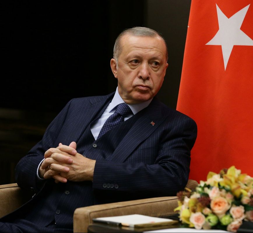 Эрдоган подчеркнул, что конфликт на Украине нельзя завершить с помощью оружия