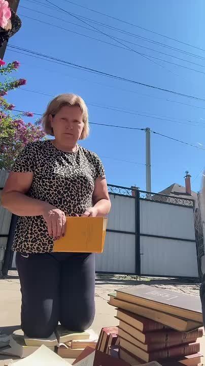 Сумасшедшие селюковские тетки устроили перемогу!