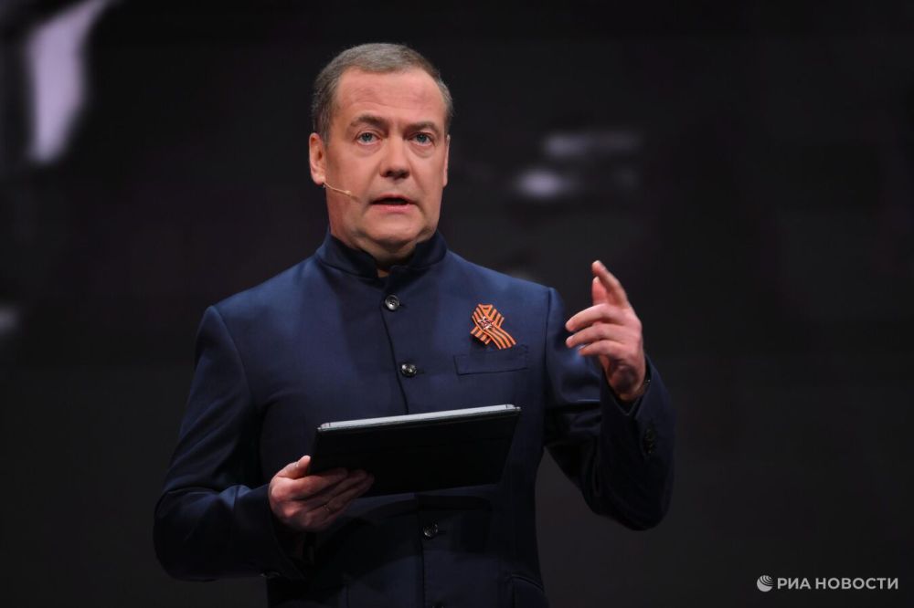 Медведев предупредил о последствиях в случае провала переговоров по Украине