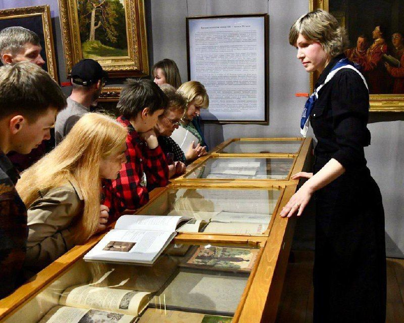 1 Более 11 тысяч человек поучаствовали в «Ночи музеев» в Севастополе