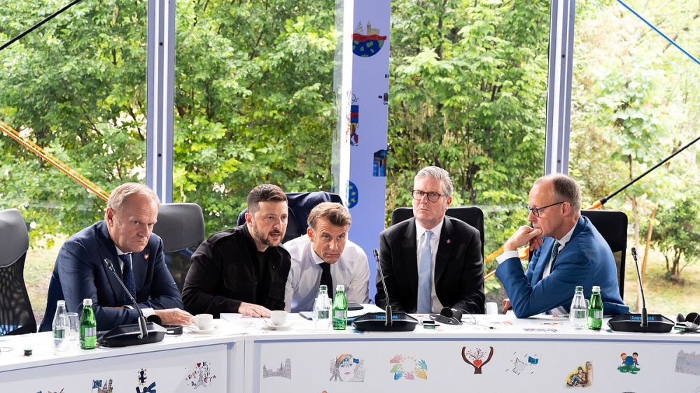 FT: Мерц пытается урегулировать конфликт Макрона и Мелони из-за Украины