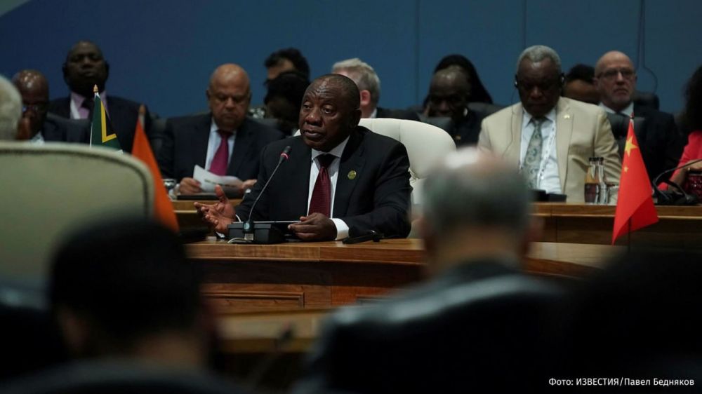 В окружении президента ЮАР Сирила Рамафосы выражают беспокойство по поводу предстоящего визита в Вашингтон, где запланирована его встреча с Дональдом Трампом