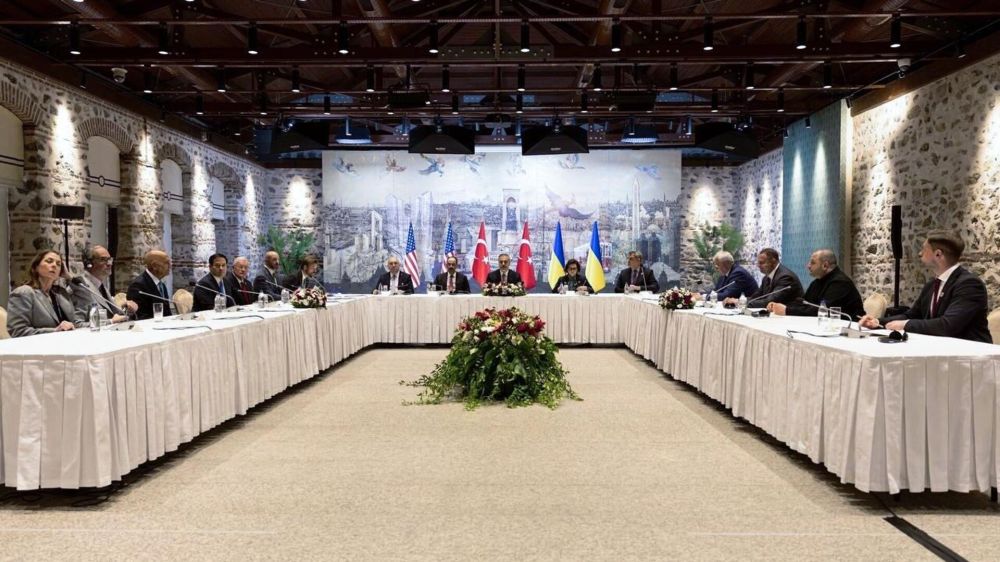 Бабич объяснил, почему России и Украине не удастся провернуть сценарий корейской заморозки