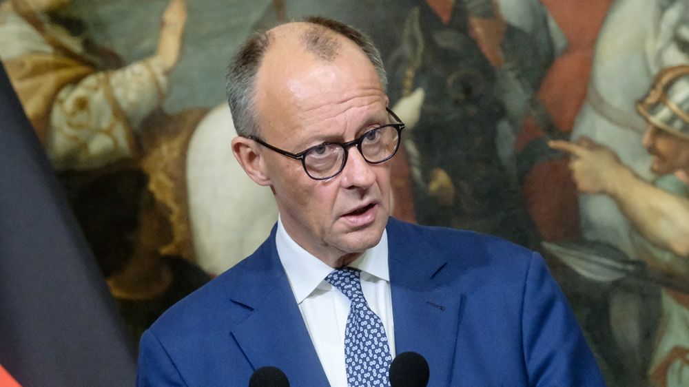 Мерц: тема отправки военных на Украину не обсуждается