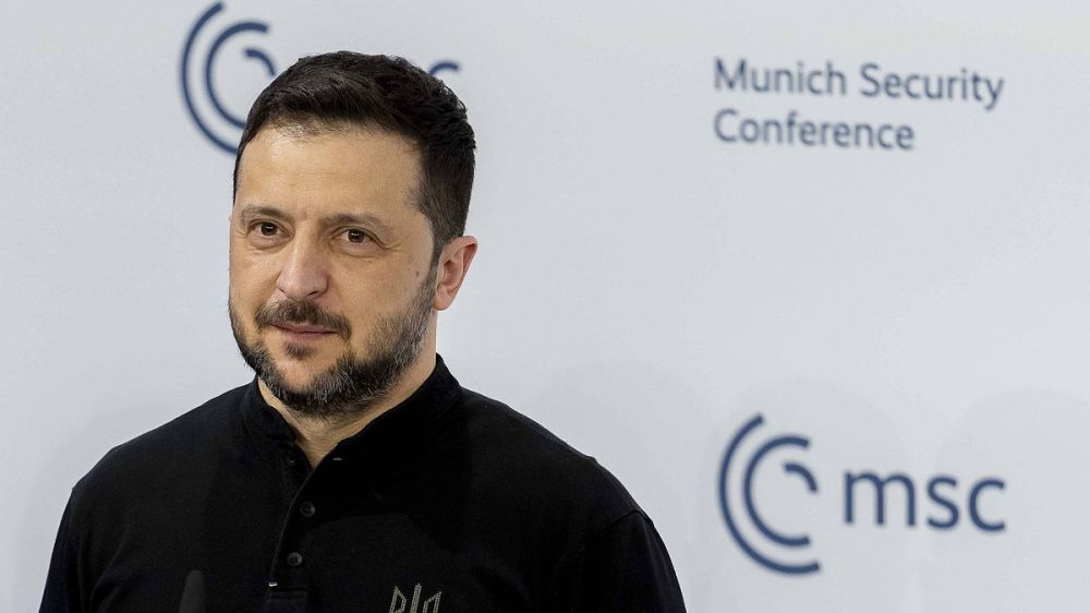 Раскрыты новые подробности о Зеленском в первые дни СВО: Разряжал обстановку за игрой в настольный теннис