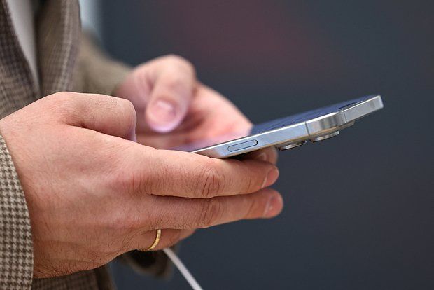 БЭБ Украины: Минздрав закупил iPhone на полмиллиарда рублей