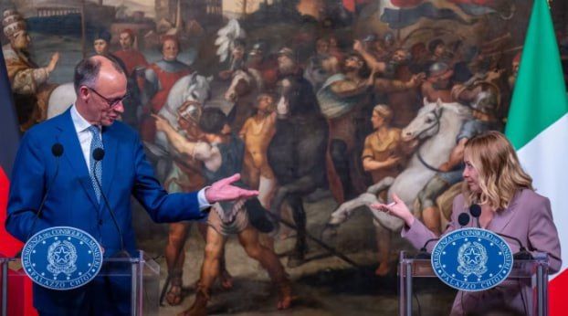 В ЕС перессорились Мелони с Макроном: Италия отказалась посылать войска на Украину