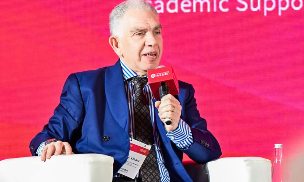 Елена Панина: Китай не прочь заместить доллар юанем в мировых финансах