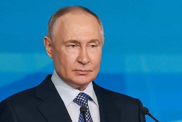 Путин призвал найти компромисс по Украине, который устроит обе стороны