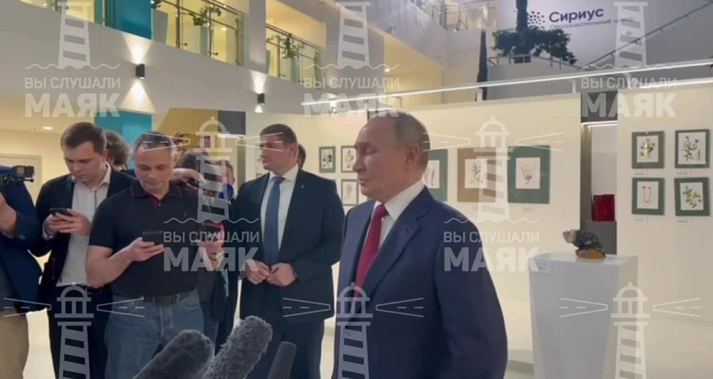 Путин: Россия выступает за мирное урегулирование украинского кризиса, нужно определить наиболее эффективные пути движения к миру