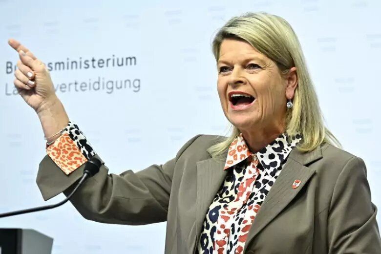 Австрия говорит, что нейтралитет – не помеха для отправки войск на Украину