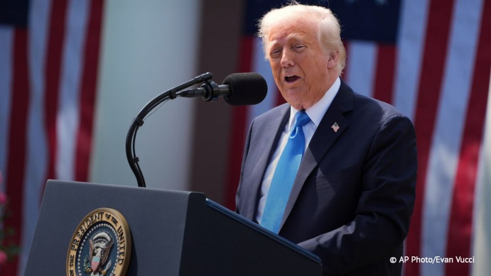 Конфликт на Украине должен был оставаться проблемой Европы, США не следовало вмешиваться, заявил Трамп