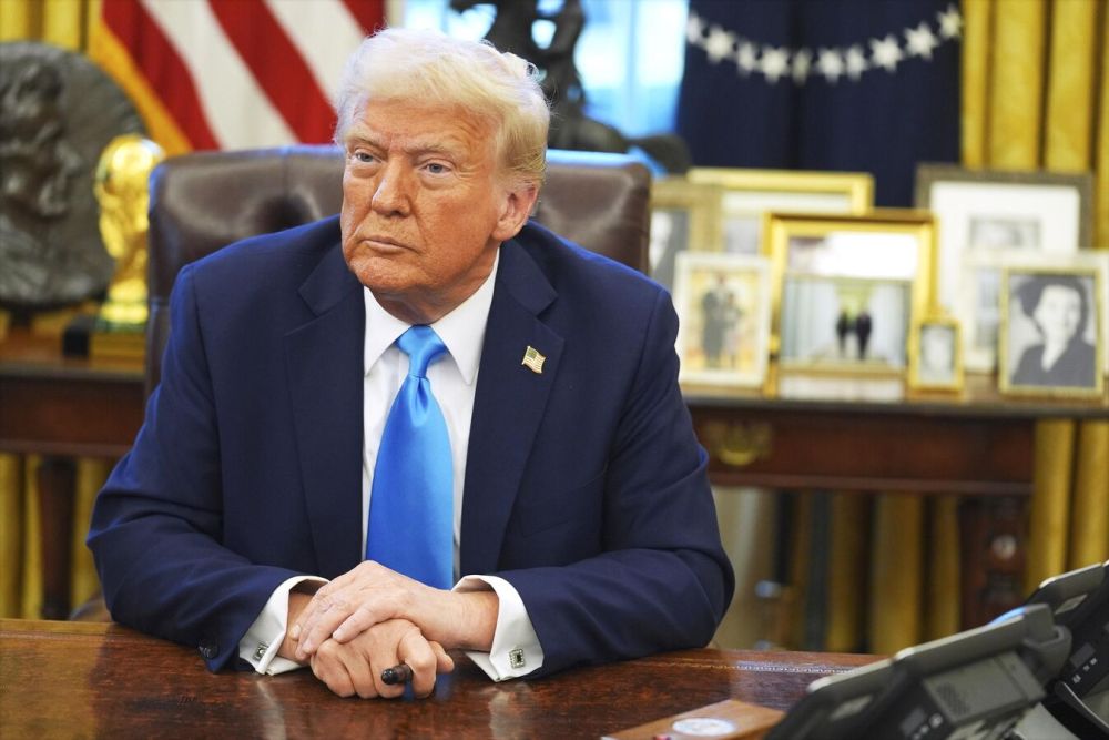 "Россия время не тянет". Трамп рассказал подробности беседы с Путиным