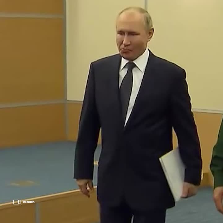 ЕС пригрозил России новыми санкциями после разговора Путина и Трампа, а Украине пообещали активную поддержку