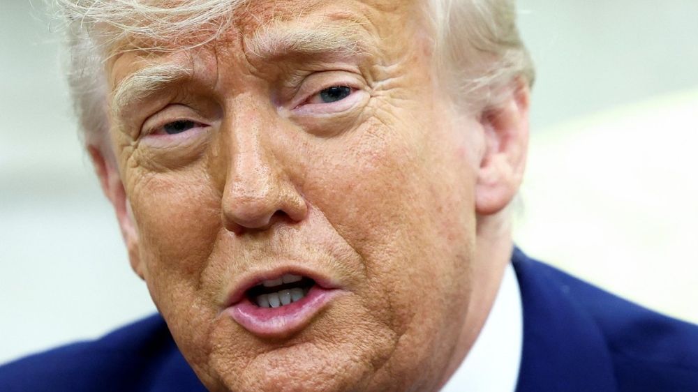 Трамп позвонил Зеленскому и опешил: «Какого черта он делает в Южной Африке?»